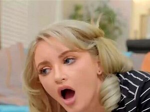 (Lola Fae) Is Housesitting For (YumTheeBoss) She Is Terrible At It So Yum Finds Her A Task She Is Good At - Brazzers