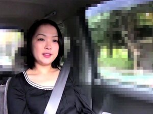 Japanese Amateur MILF Picked Up At The Park