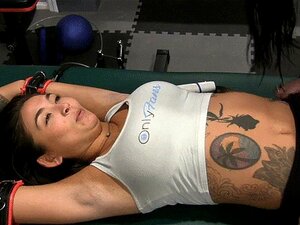 Bellybutton Fetish porn videos at Xecce.com
