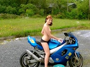 Baik Sex Porn Video In - Motorbike Sex