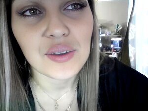 Russian Mature Webcam porn videos at Xecce.com