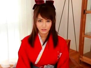 素晴らしい日本のチック、阿蘇のぞみが最高のJAV映画に出演。