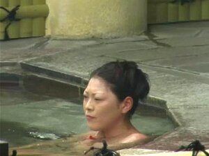 ゴージャスなジェムショット33 - 屋外バスジェネシスベストエディション
