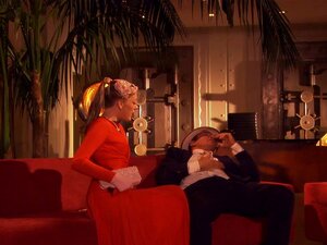 Wife got her leg flying in space as she gets penetrated hard