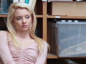 18 Blondie - Filmy Porno @ PornoKrol.com